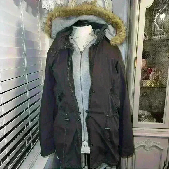 Express Army green utility jacket with detachable hood and inner faux fur vest - Picture 14 of 14